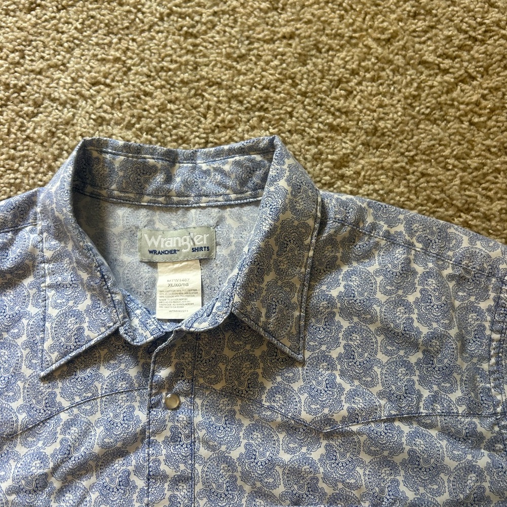 Wrangler Gray and Blue Paisley Men's Shirt